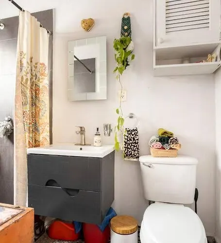 Lovely Cozy & Spacious In Heart Of Condesa Habitación en casa particular