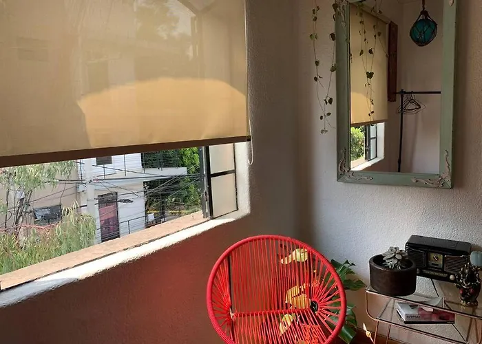 Lovely Cozy & Spacious In Heart Of Condesa Habitación en casa particular México DF
